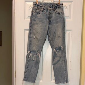 Levi's Light Blue Distressed Cropped  Straight Jeans, 25